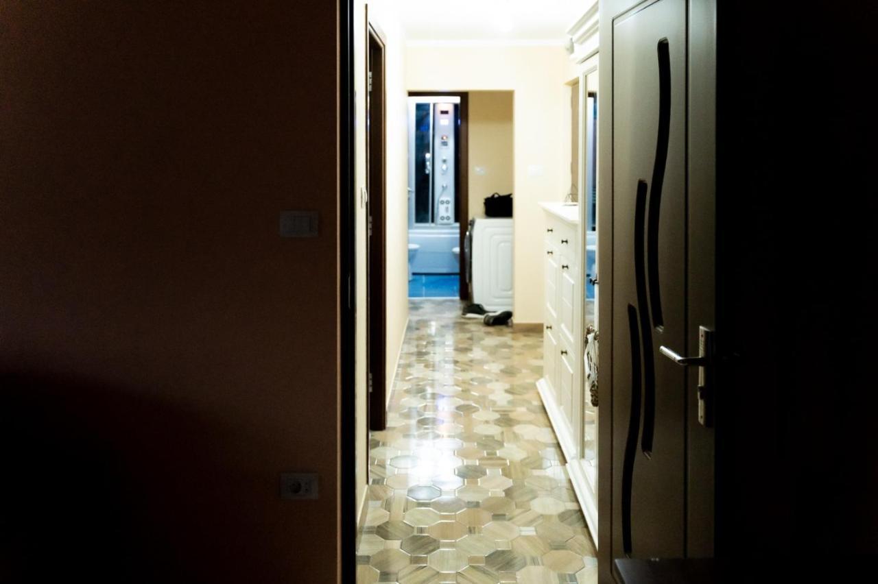 Apartament Luxury Daire Gura Humorului Dış mekan fotoğraf