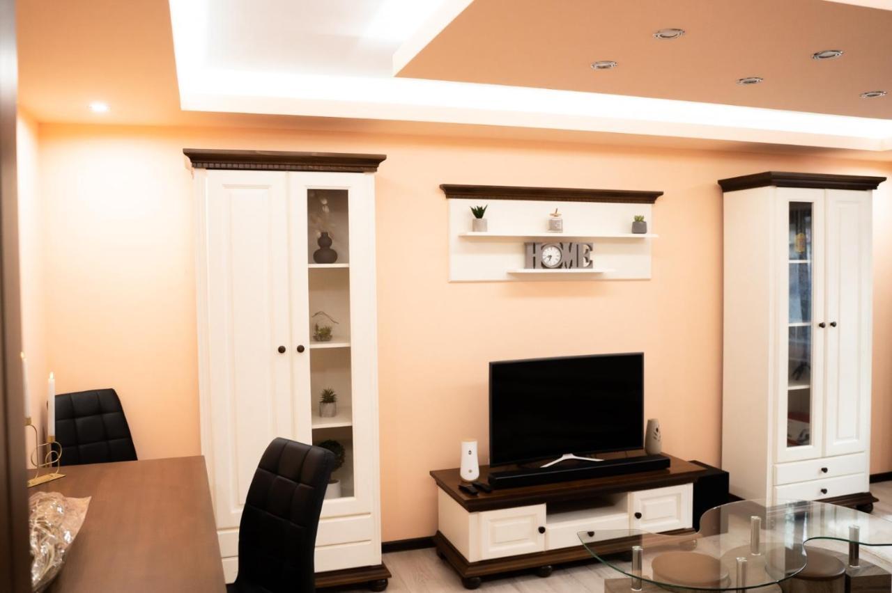 Apartament Luxury Daire Gura Humorului Dış mekan fotoğraf