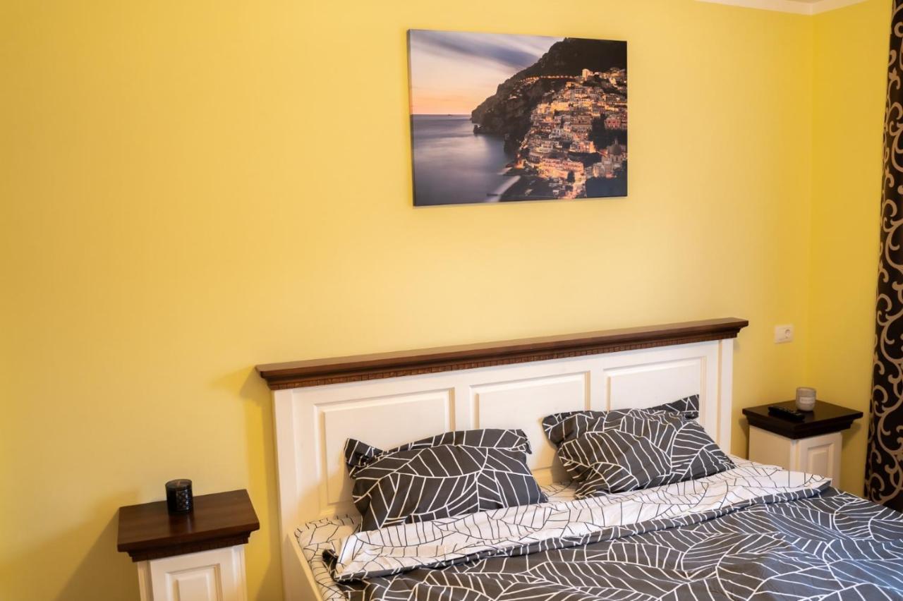 Apartament Luxury Daire Gura Humorului Dış mekan fotoğraf