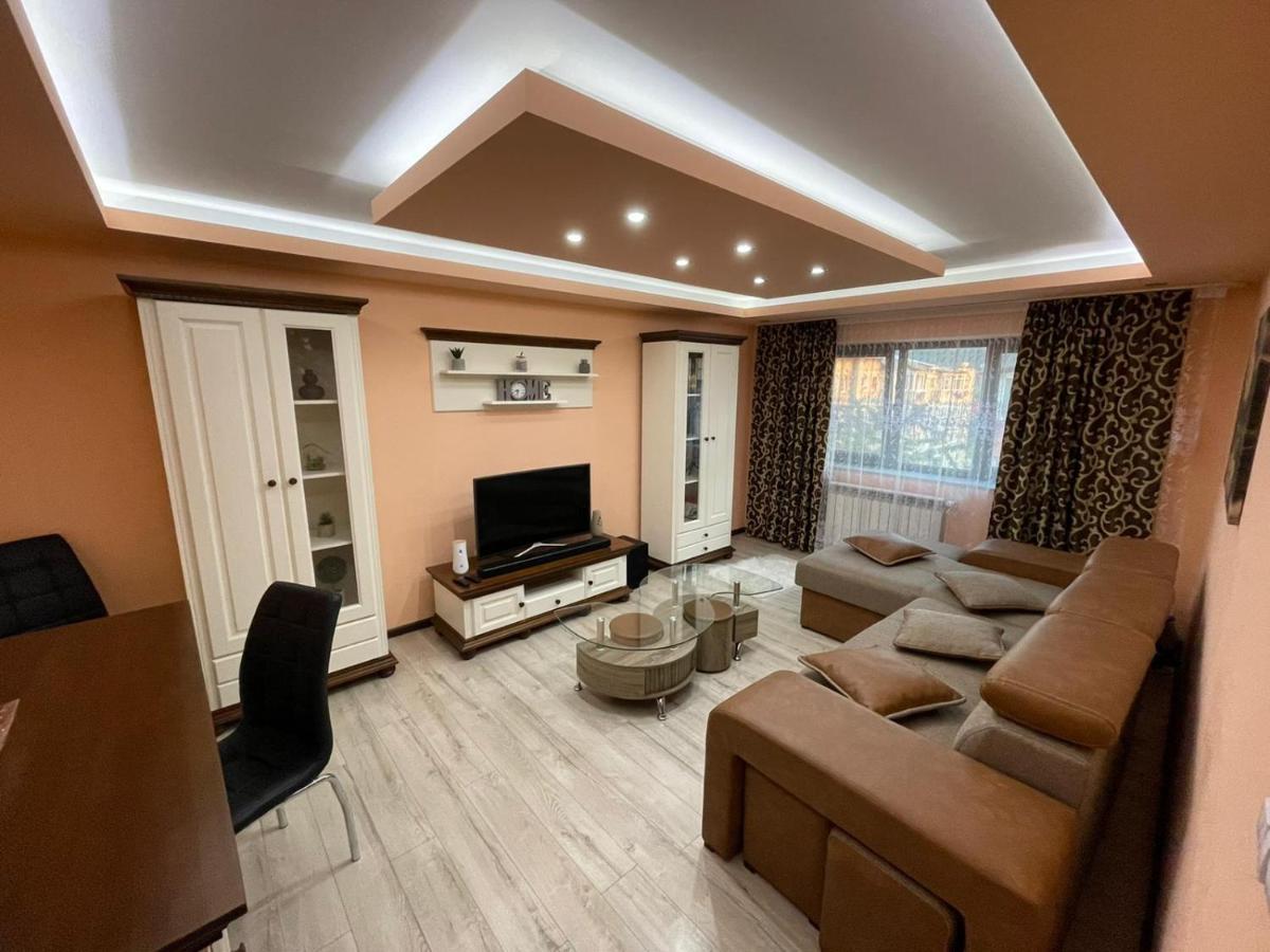 Apartament Luxury Daire Gura Humorului Dış mekan fotoğraf